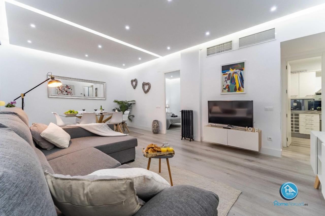 Modern Boutique Stay In The Heart Of Madrid Bagian luar foto